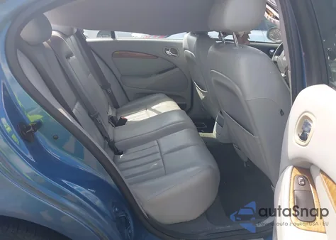 2003 Jaguar S-Type 3.0L V6 z USA, uszkodzony, nr VIN SAJEA01T43FM92000